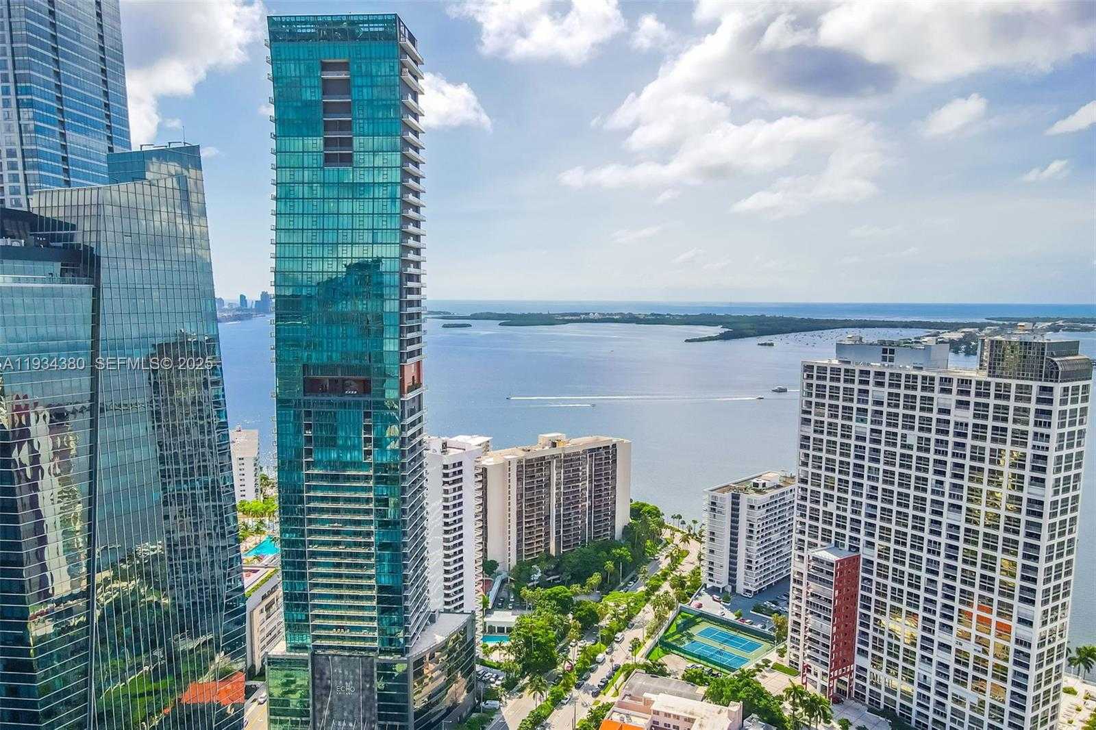 Small Image of 1451 BRICKELL AVE #3702, Miami Number 5