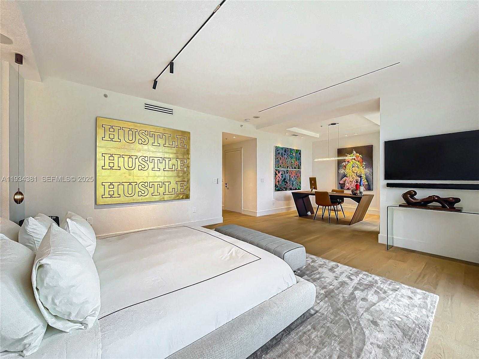 Small Image of 3501 NORTH OCEAN DR #V5, Hollywood Number 26