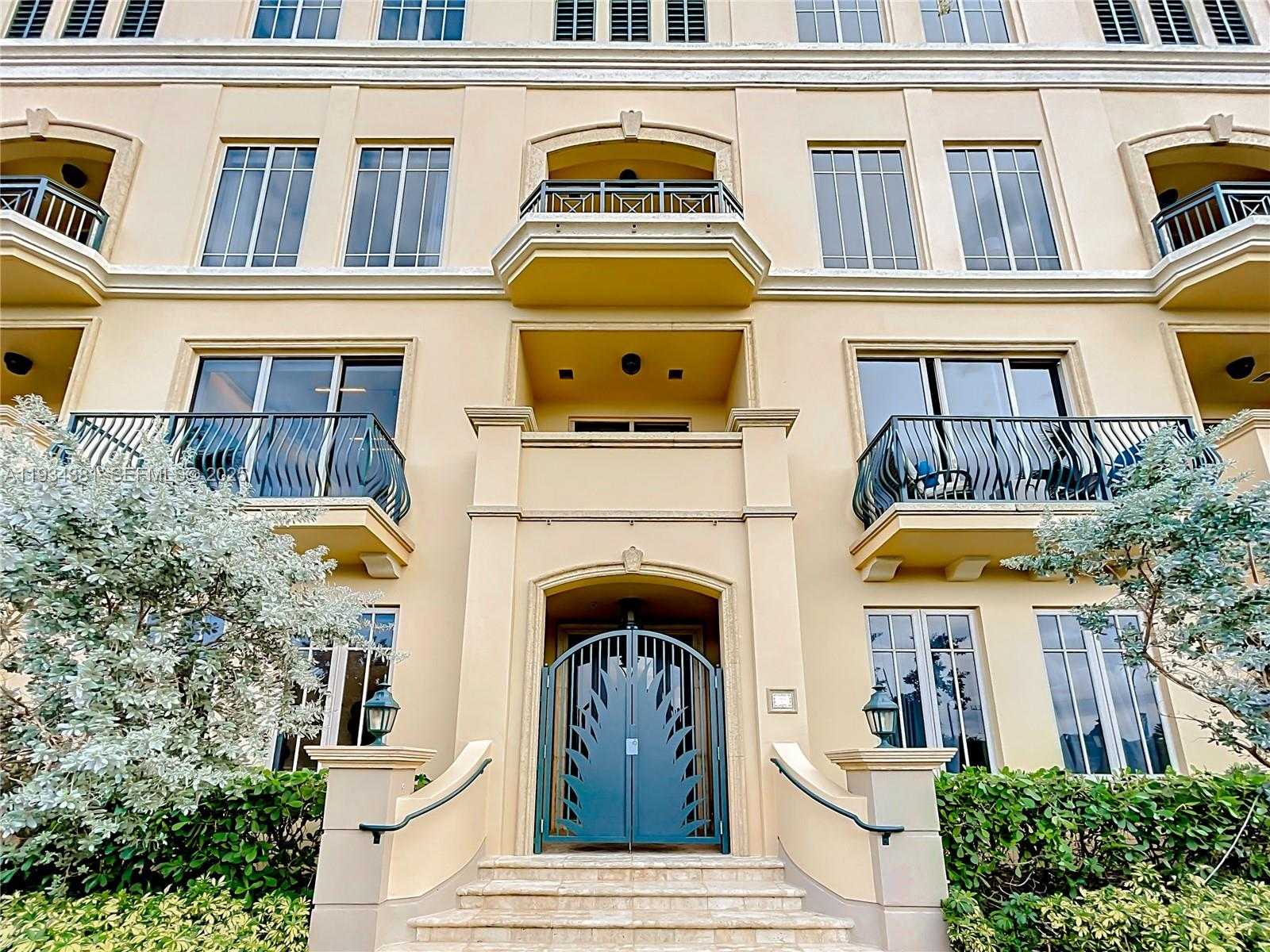 Small Image of 3501 NORTH OCEAN DR #V5, Hollywood Number 3