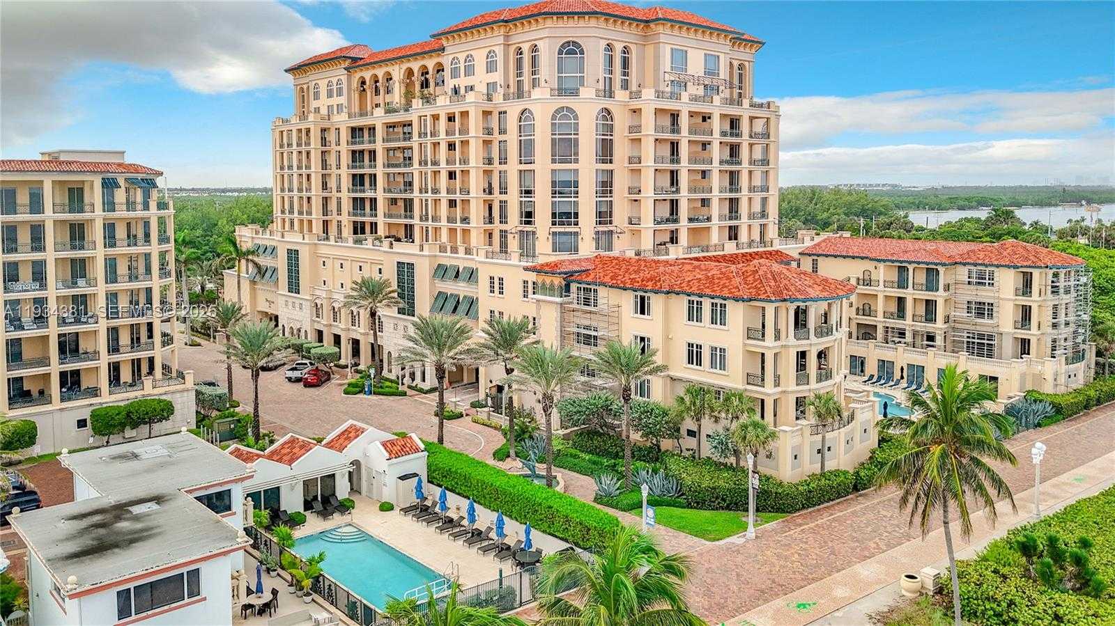 Small Image of 3501 NORTH OCEAN DR #V5, Hollywood Number 54