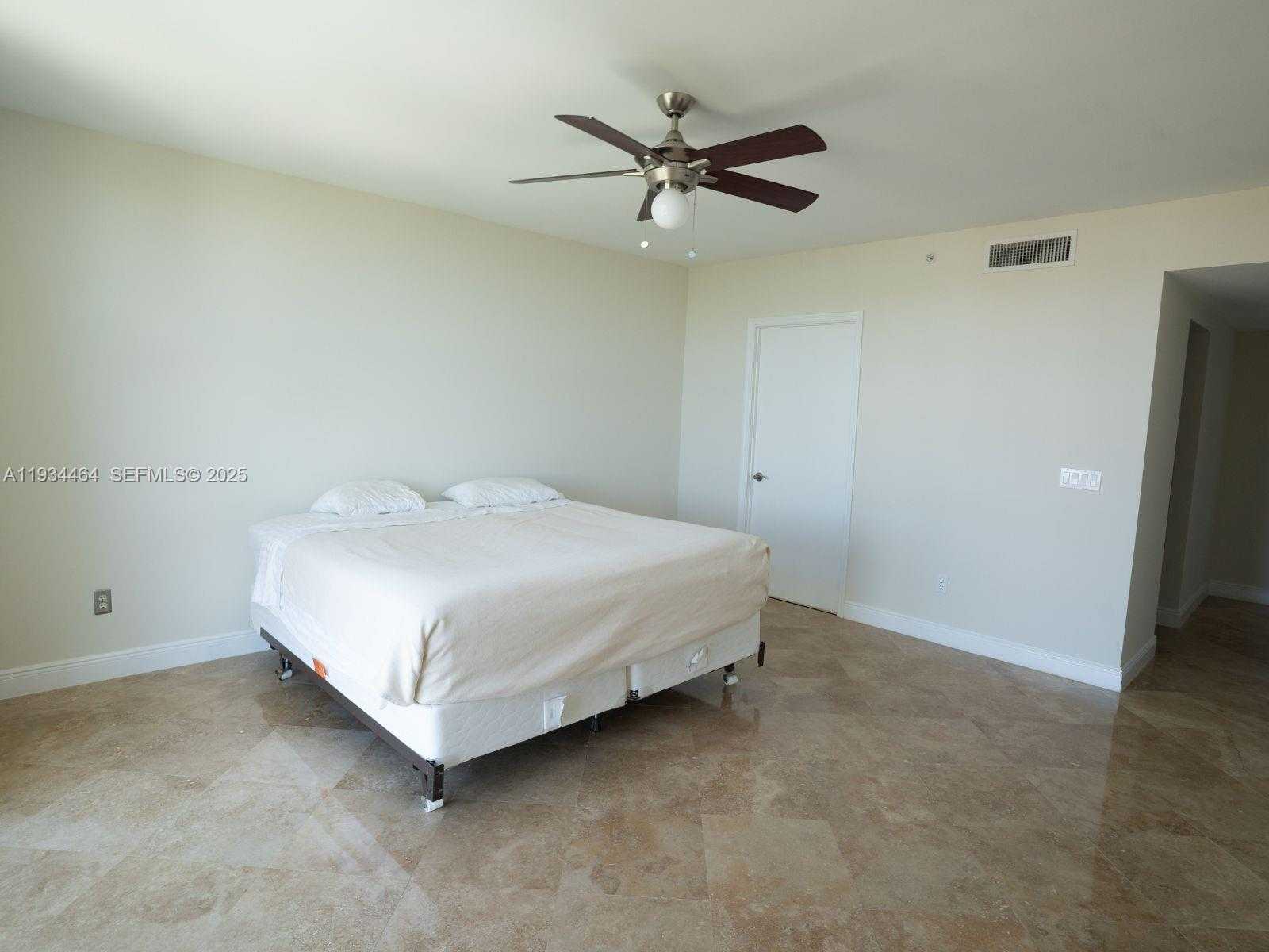 Small Image of 3301 NORTH EAST 183RD ST #2303, Aventura Number 14