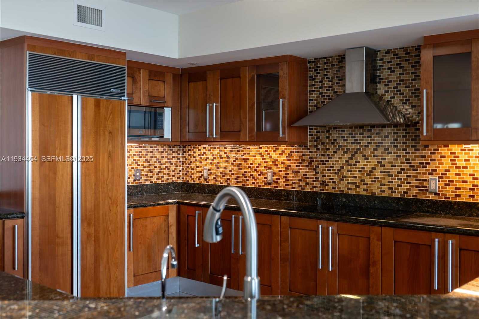 Small Image of 3301 NORTH EAST 183RD ST #2303, Aventura Number 5