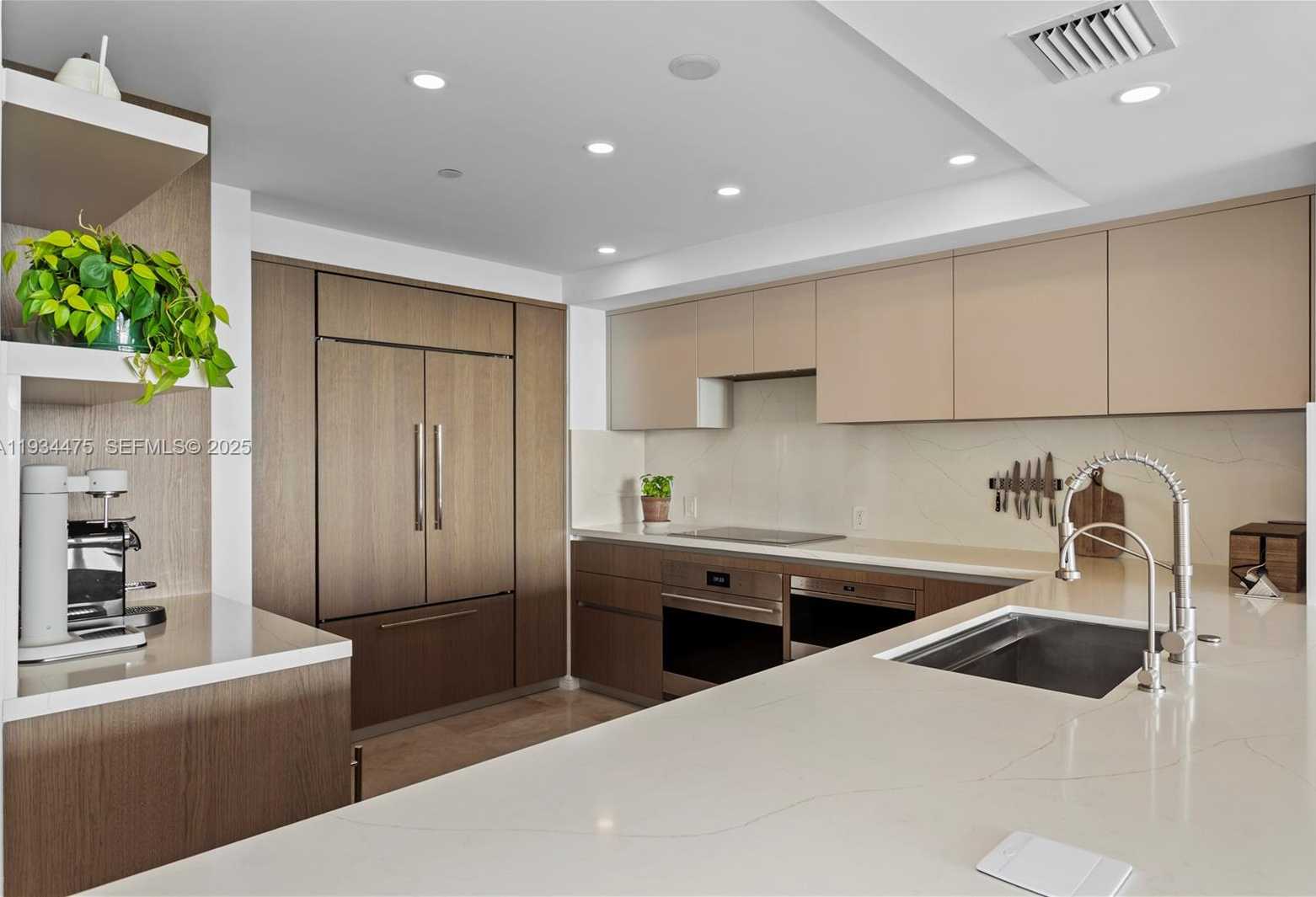 Small Image of 1331 BRICKELL BAY DR #3007, Miami Number 10