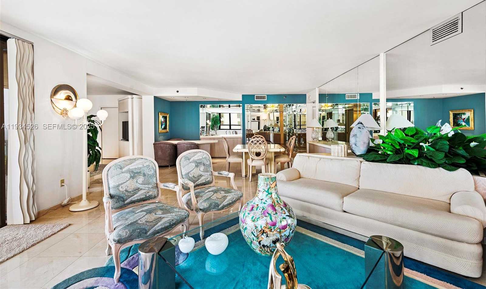 Imagen de Pequeño Objeto