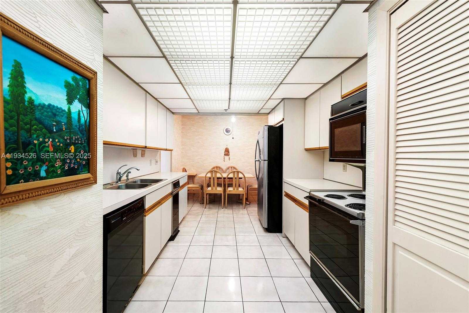 Imagen de Pequeño Objeto