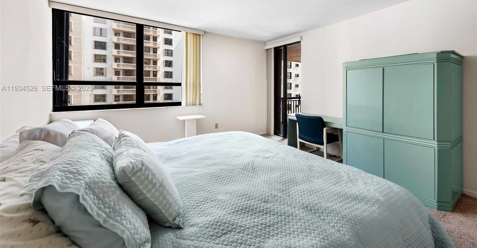 Imagen de Pequeño Objeto