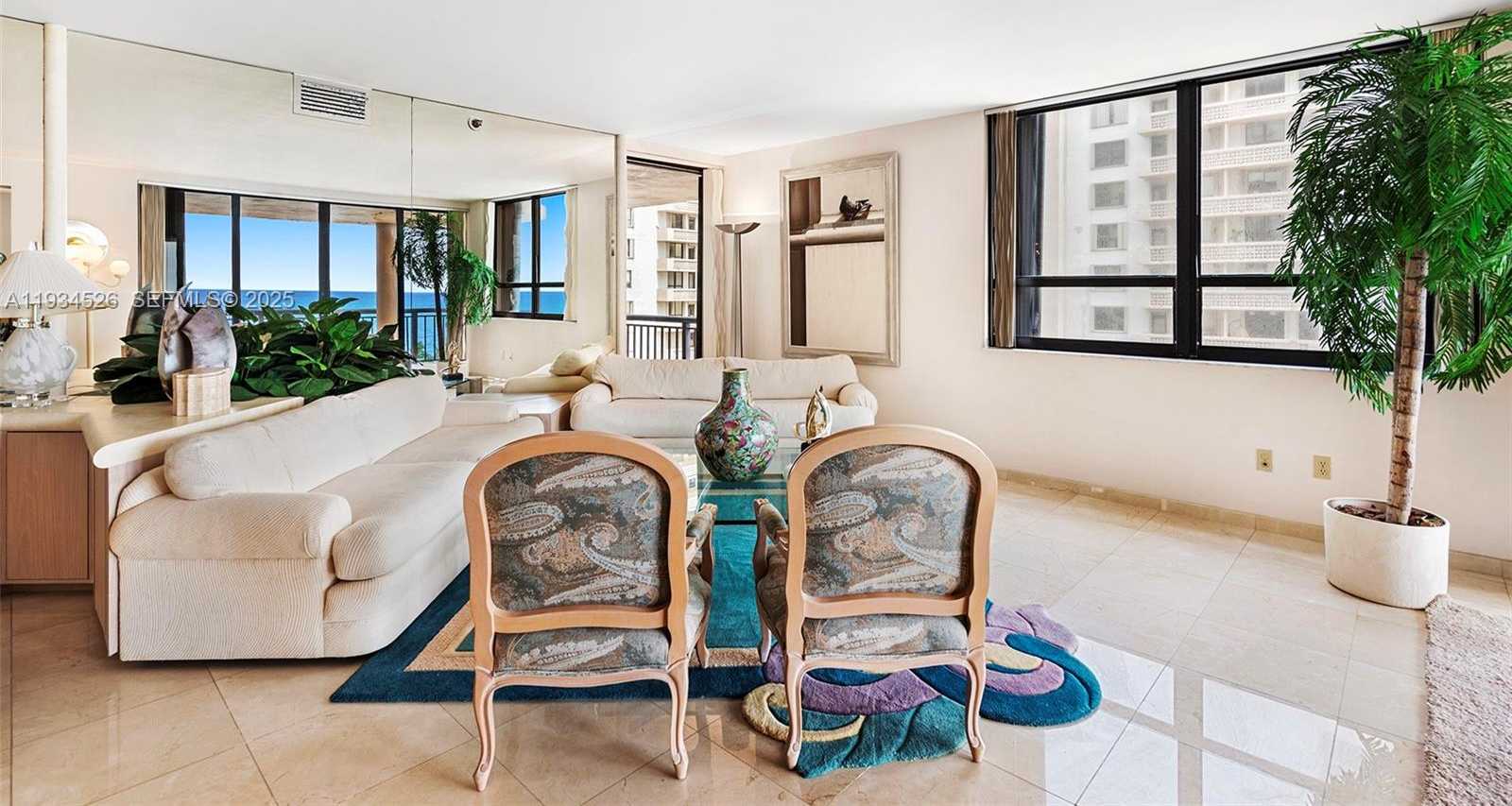 Imagen de Pequeño Objeto