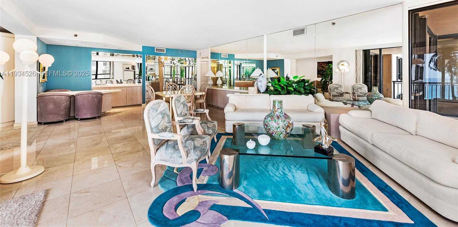 Imagen de Pequeño Objeto