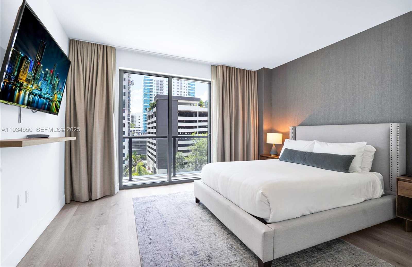 Small Image of 229 SOUTH WEST 9TH ST #504, Miami Number 12