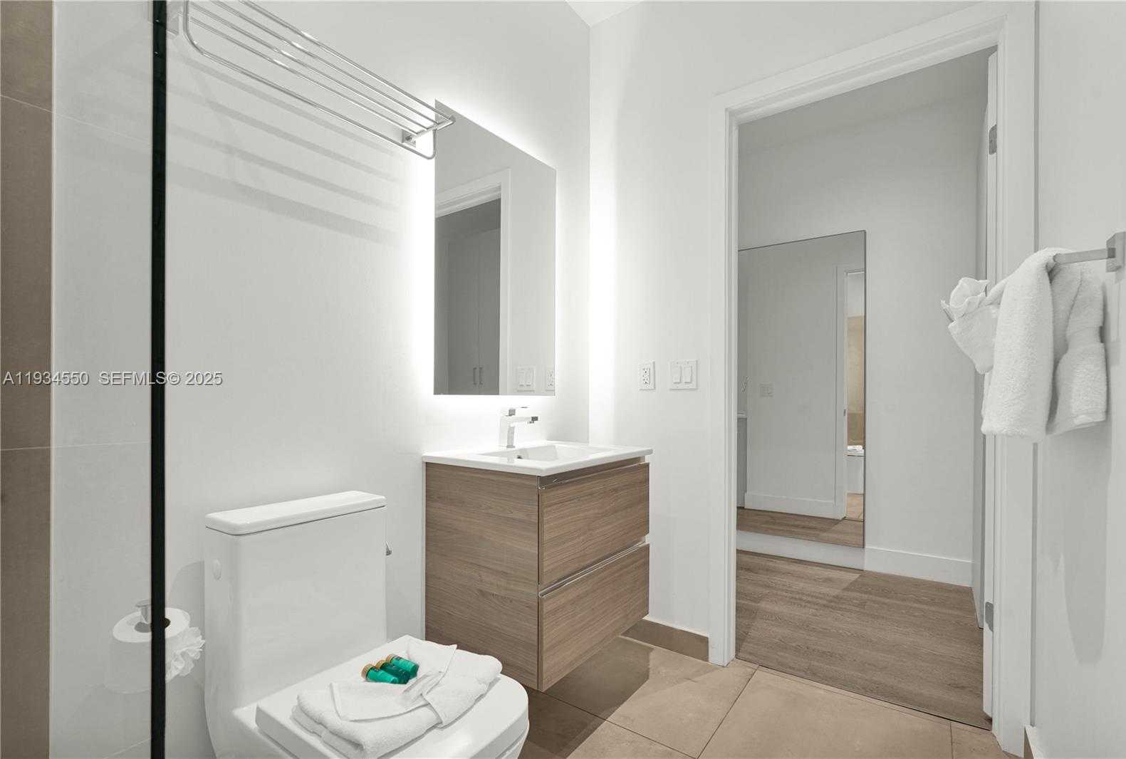 Small Image of 229 SOUTH WEST 9TH ST #504, Miami Number 44