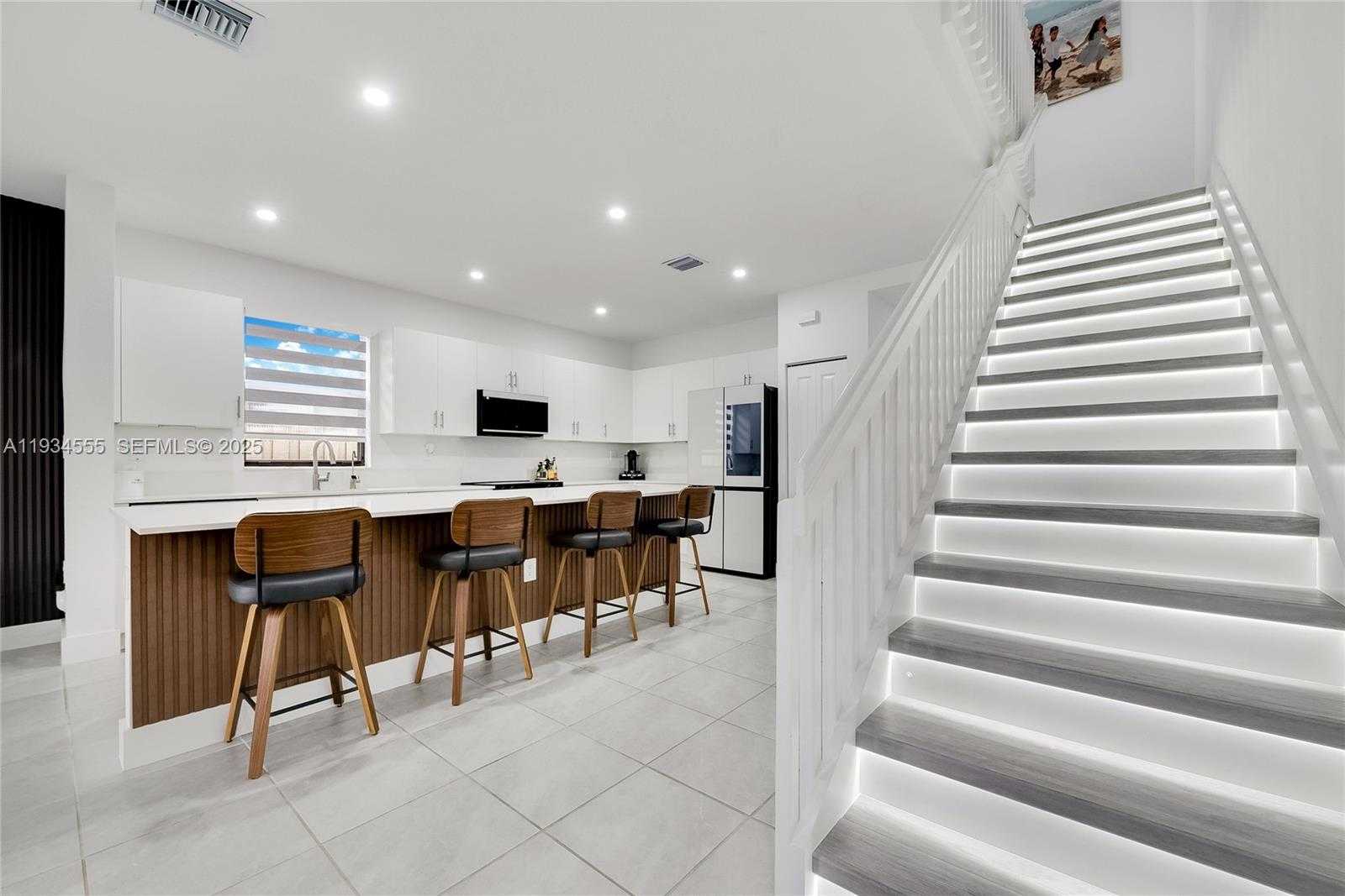 Small Image of 25416 SOUTH WEST 108TH AVE, Homestead Number 5