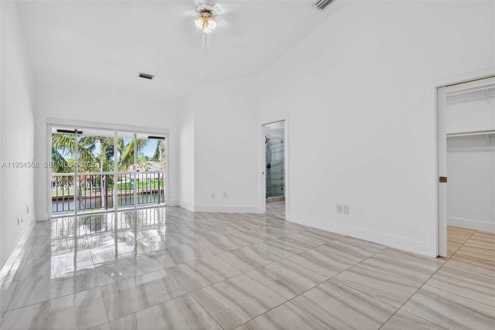 Small Image of 21399 MARINA COVE CIR #14, Aventura Number 24