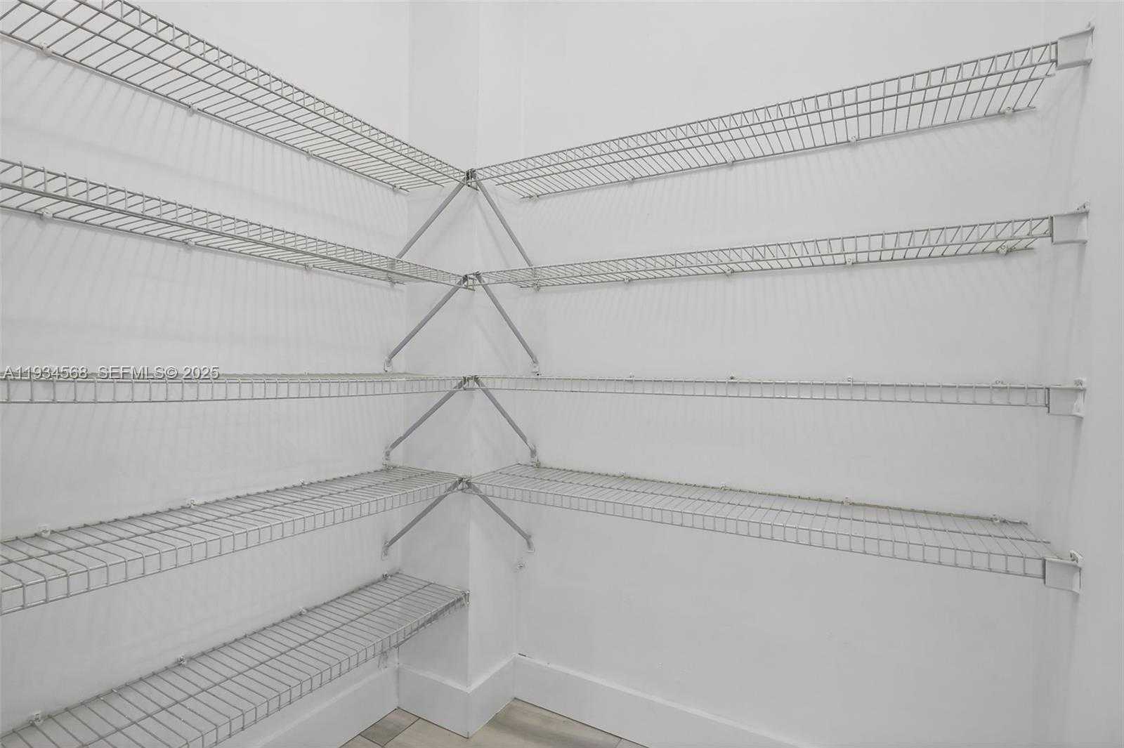 Small Image of 21399 MARINA COVE CIR #14, Aventura Number 47