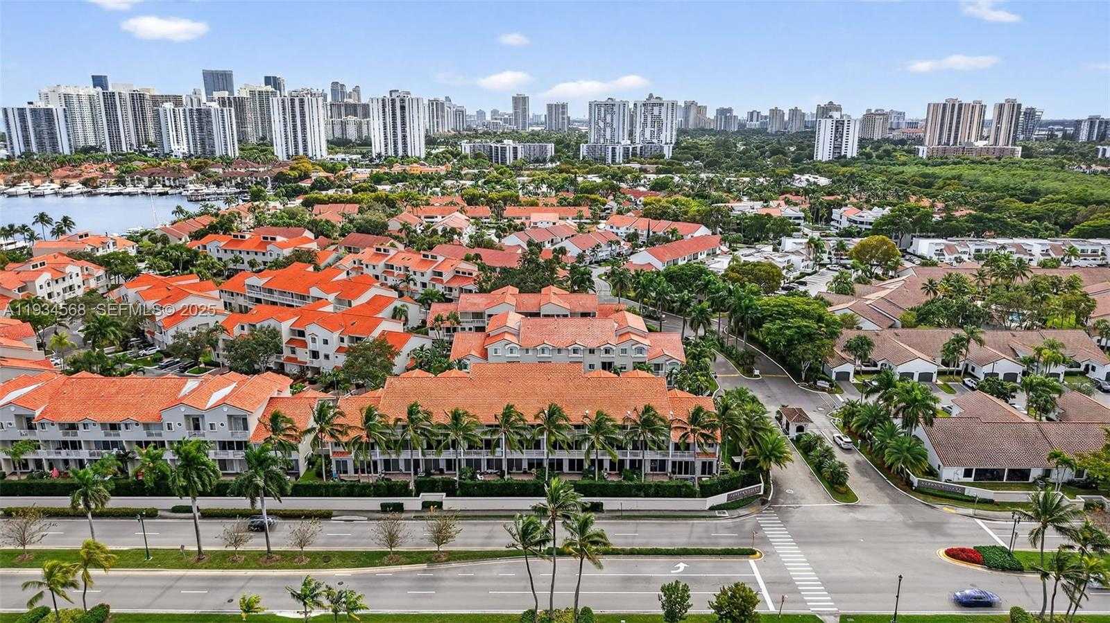 Small Image of 21399 MARINA COVE CIR #14, Aventura Number 83