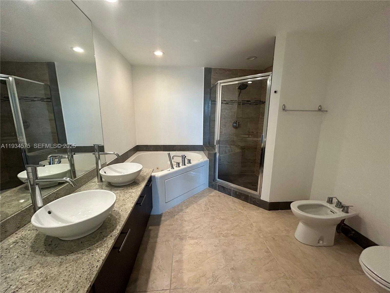 Small Image of 3029 NORTH EAST 188TH ST #905, Aventura Number 11