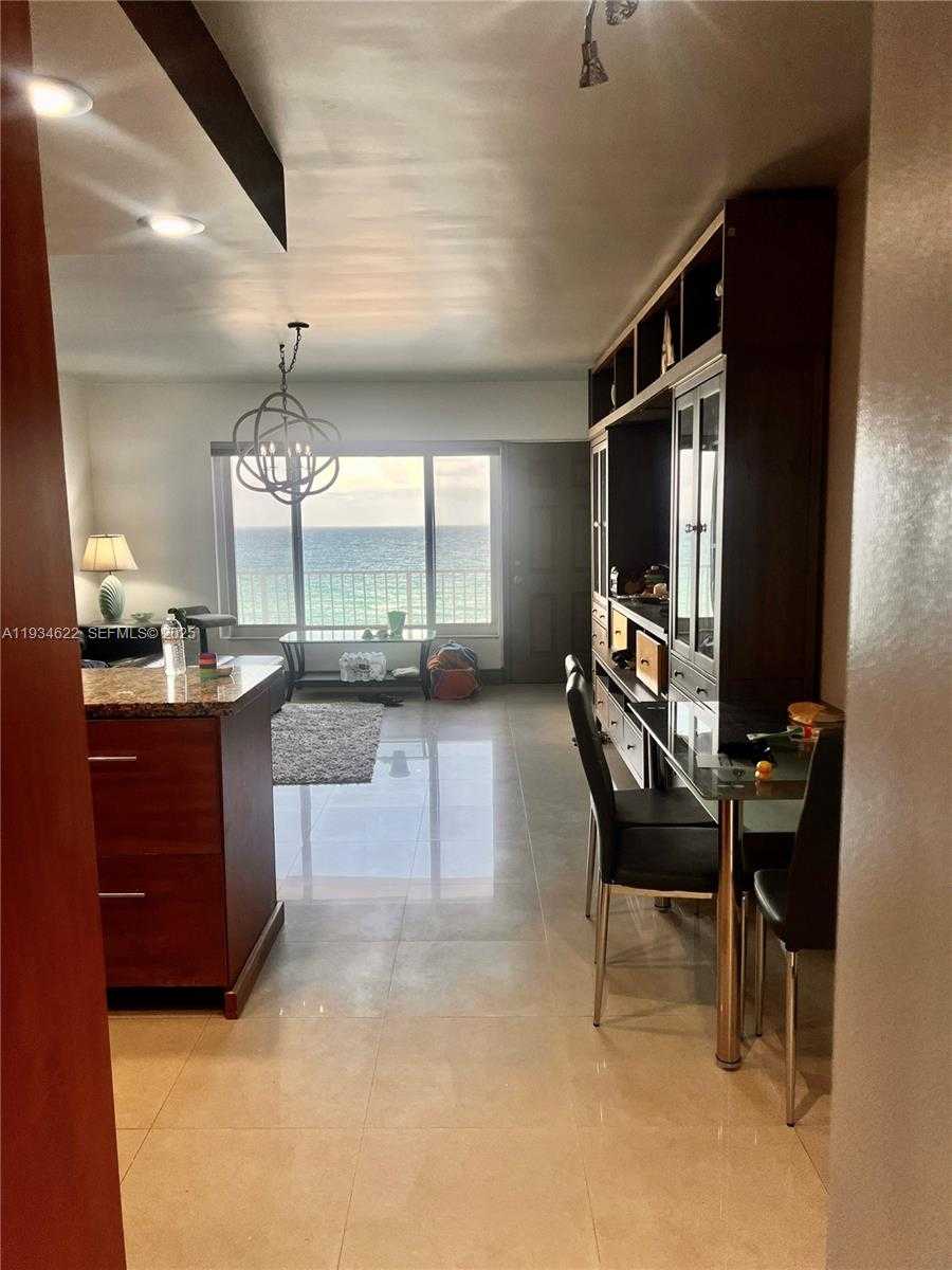 Small Image of 300 OREGON ST #506, Hollywood Number 2