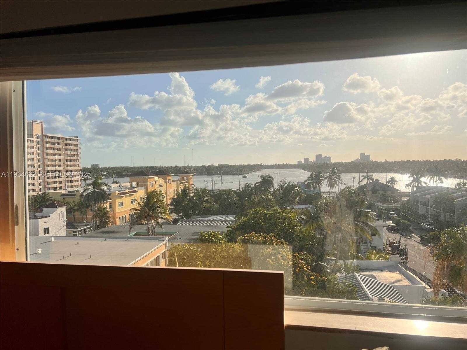 Small Image of 300 OREGON ST #506, Hollywood Number 5