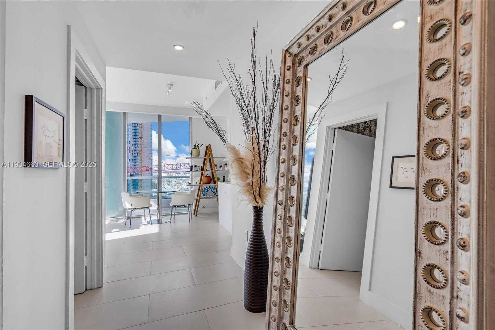 Small Image of 900 BISCAYNE BLVD #2312, Miami Number 14