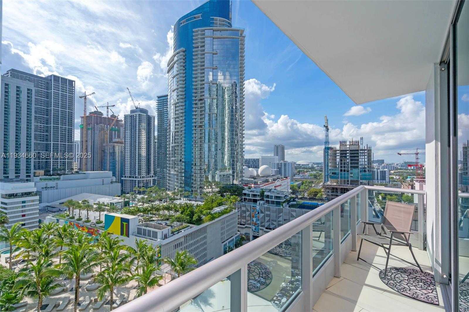 Small Image of 900 BISCAYNE BLVD #2312, Miami Number 27