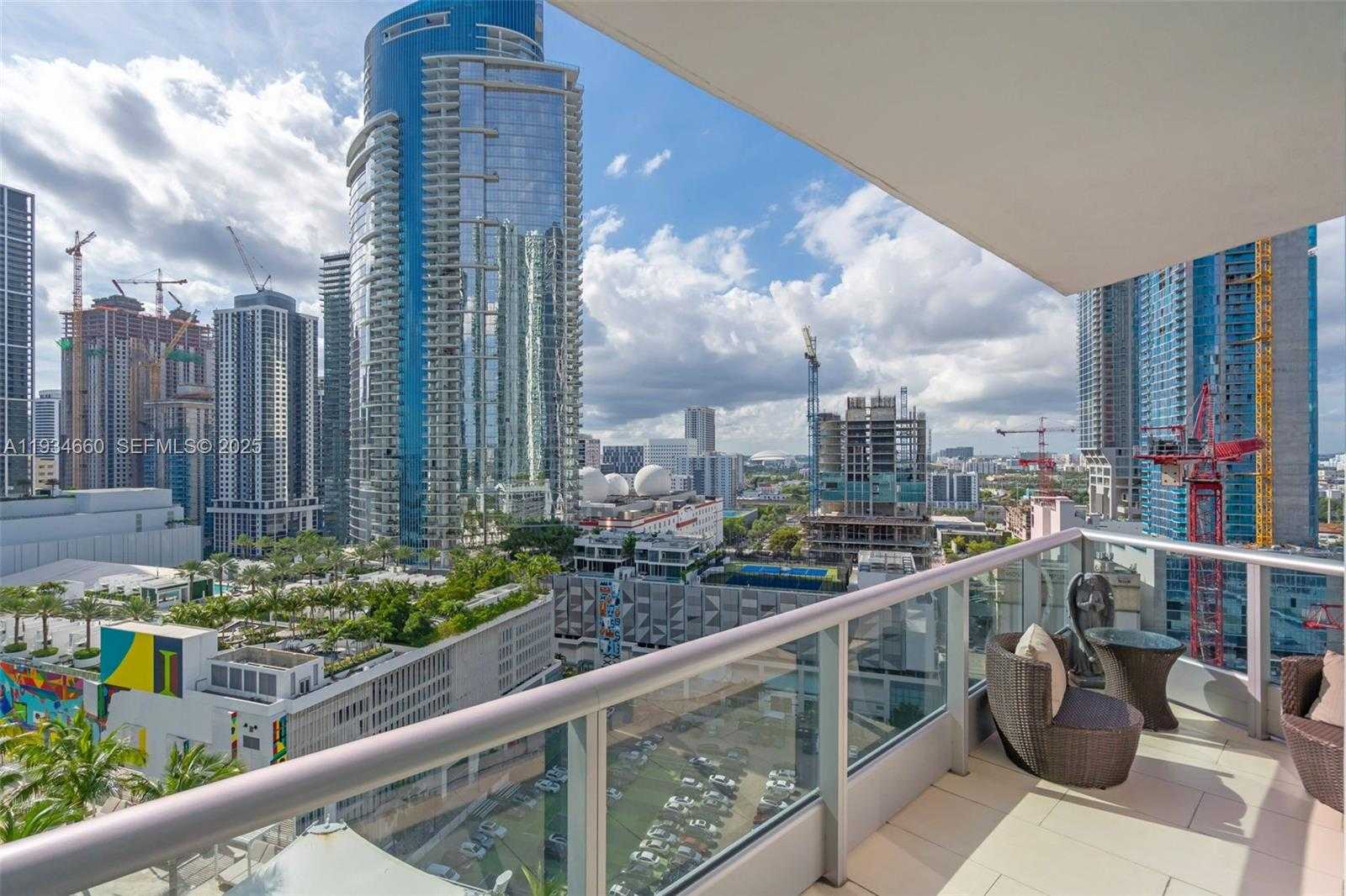 Small Image of 900 BISCAYNE BLVD #2312, Miami Number 29