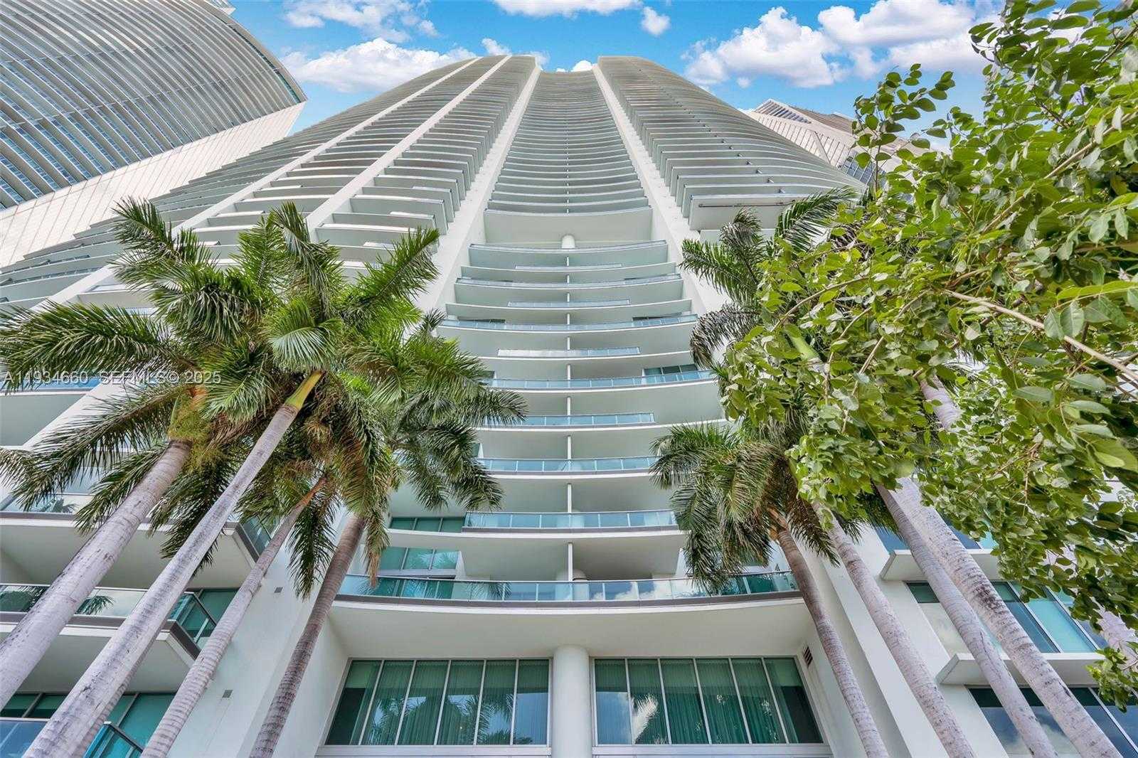 Small Image of 900 BISCAYNE BLVD #2312, Miami Number 36