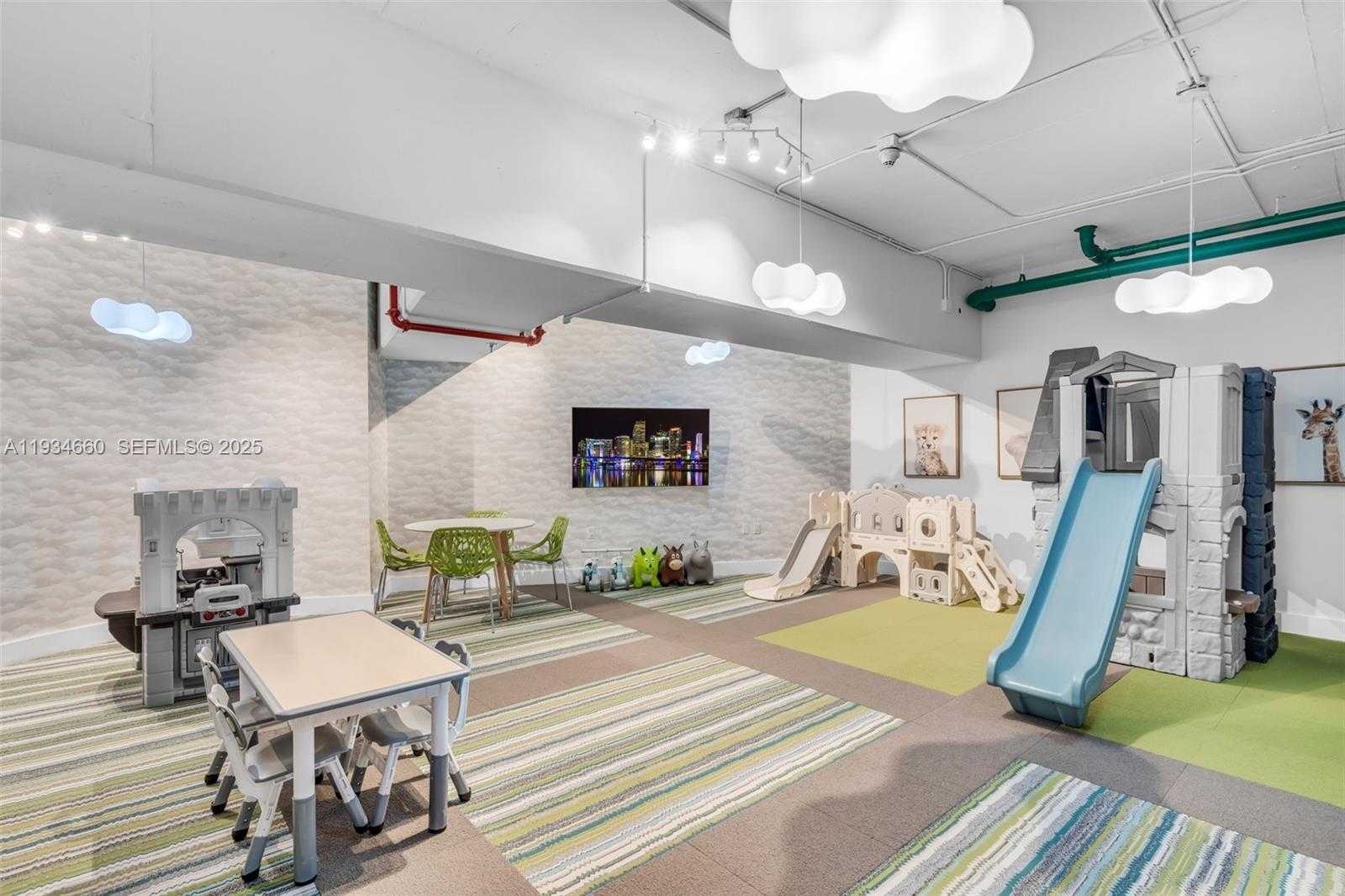 Small Image of 900 BISCAYNE BLVD #2312, Miami Number 53