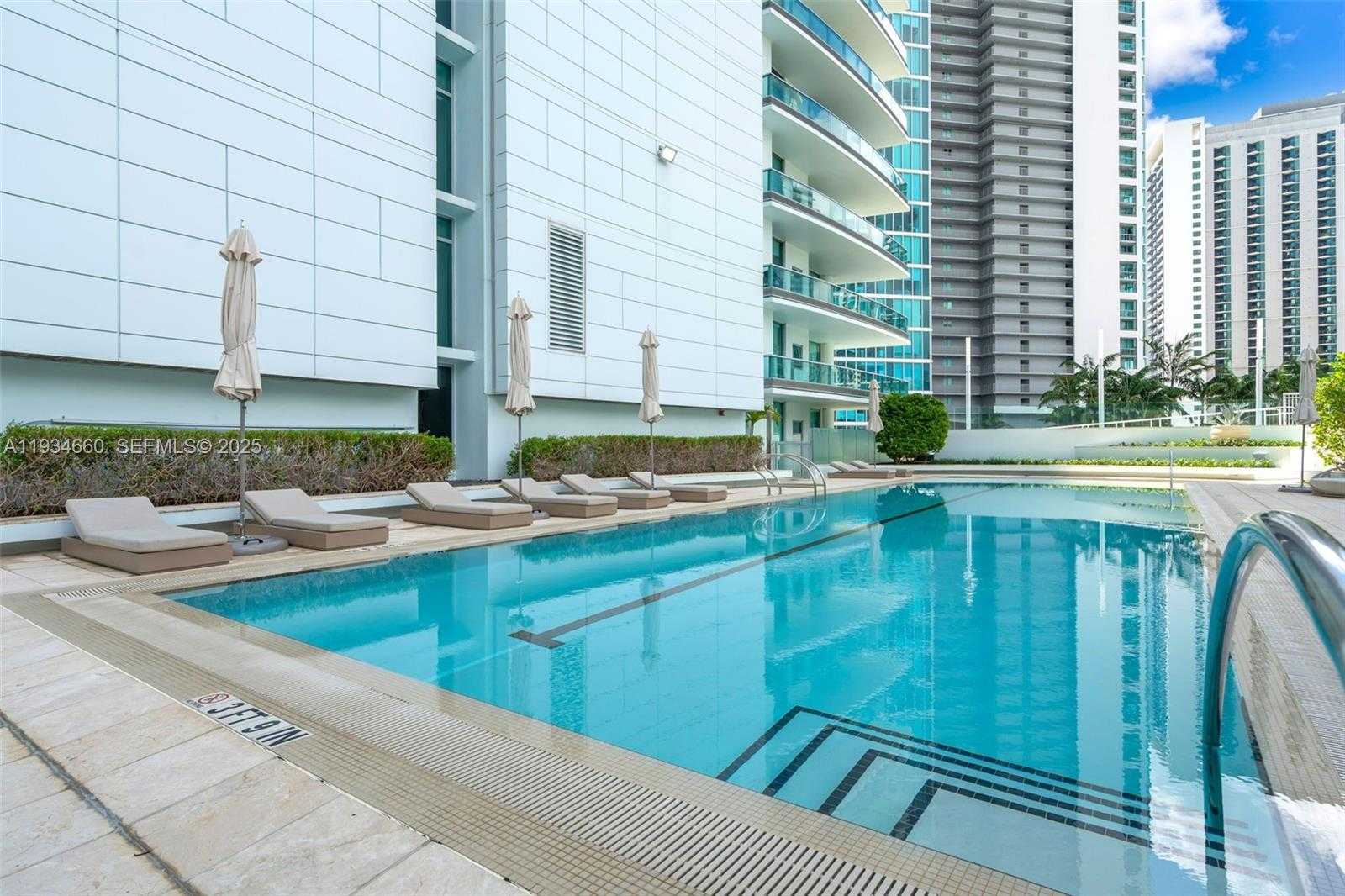 Small Image of 900 BISCAYNE BLVD #2312, Miami Number 58