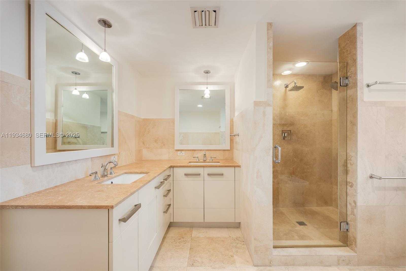 Small Image of 3540 MAIN HWY #305, Coconut Grove Number 12