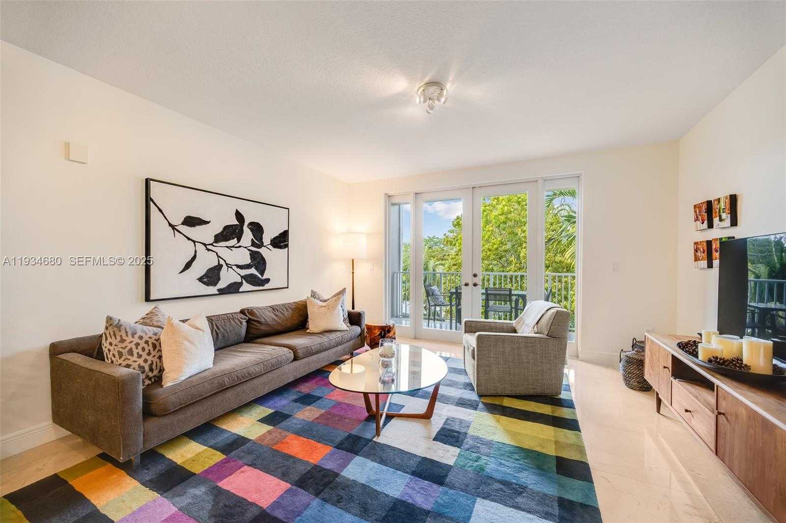 Small Image of 3540 MAIN HWY #305, Coconut Grove Number 2