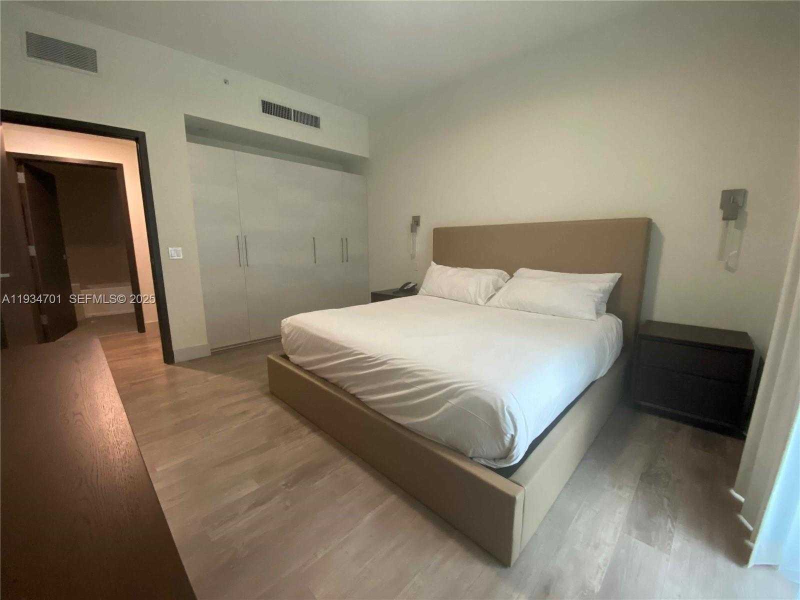 Small Image of 777 NORTH OCEAN DR #S514, Hollywood Number 16