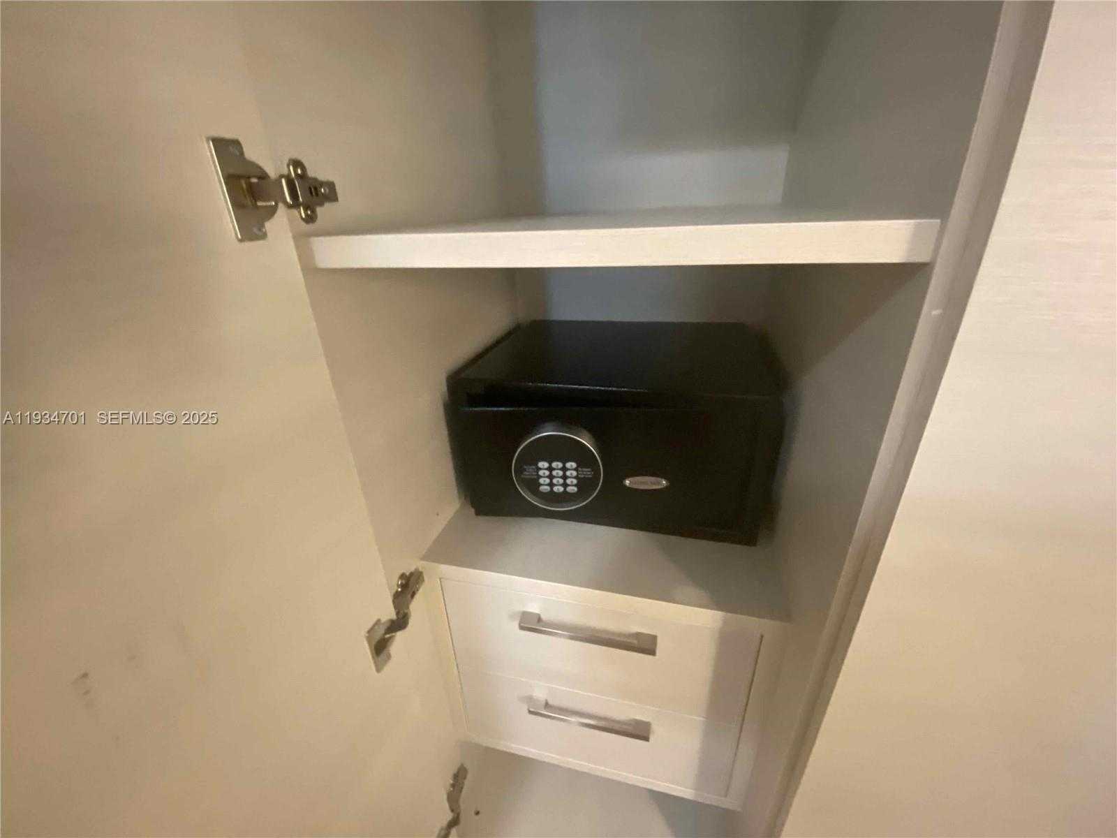 Small Image of 777 NORTH OCEAN DR #S514, Hollywood Number 23