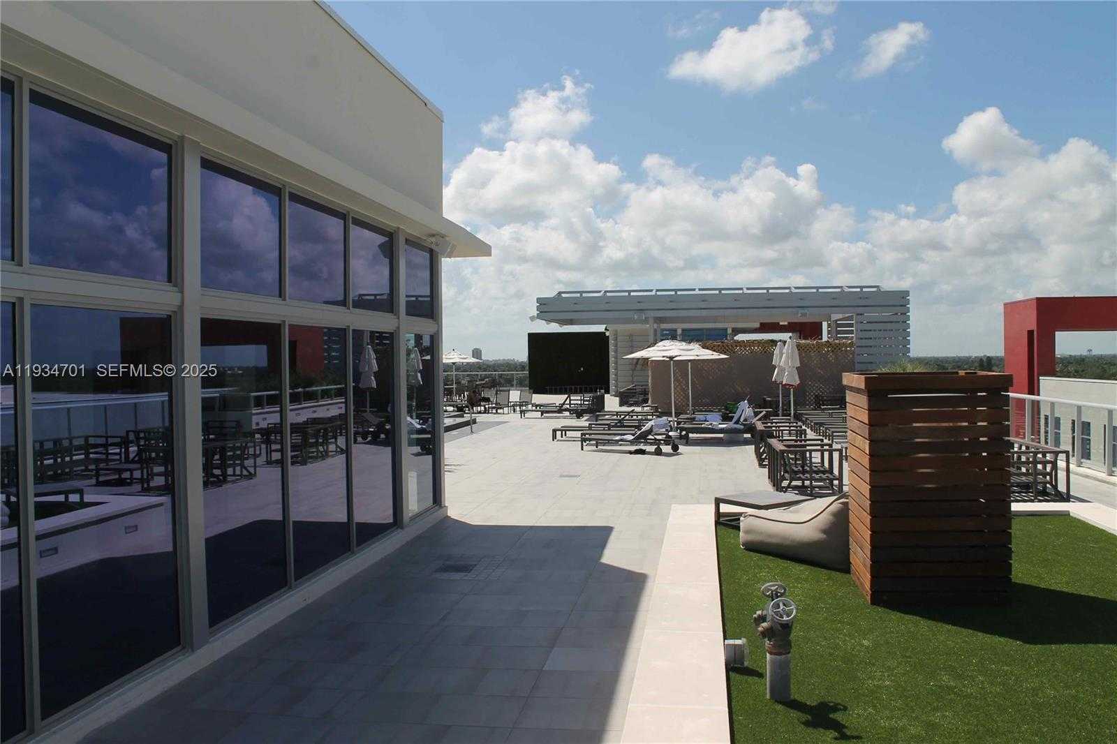 Small Image of 777 NORTH OCEAN DR #S514, Hollywood Number 27