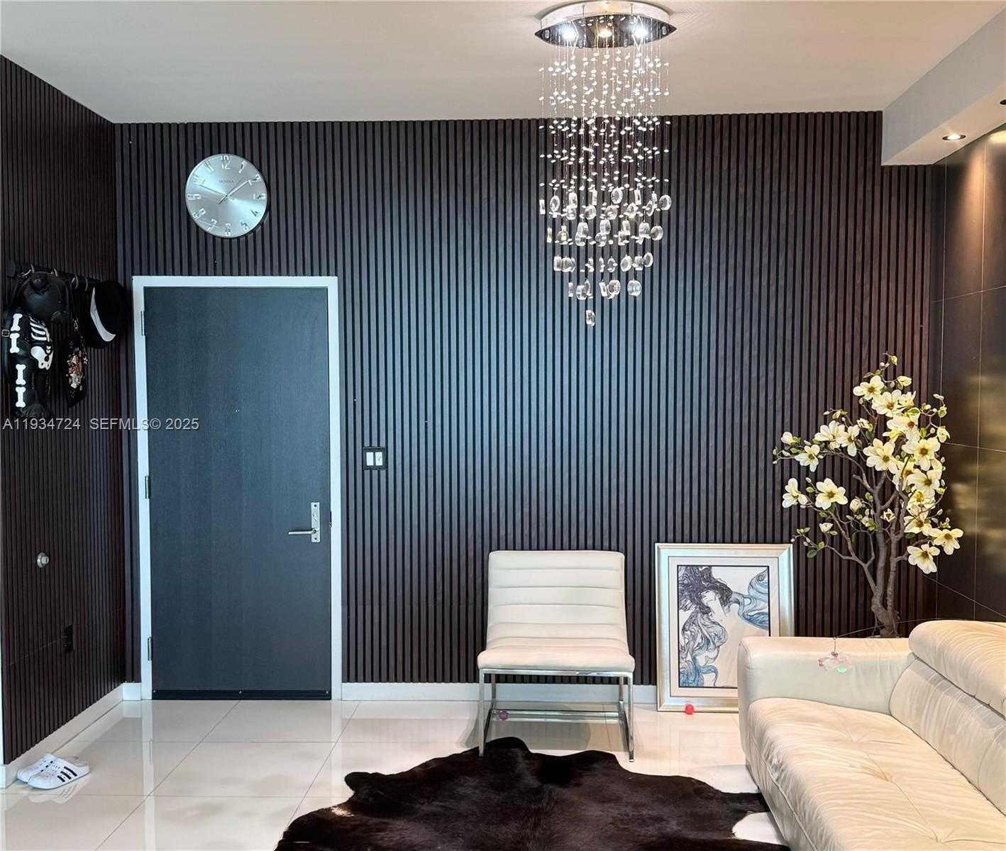 Small Image of 900 BISCAYNE BLVD #4504, Miami Number 5