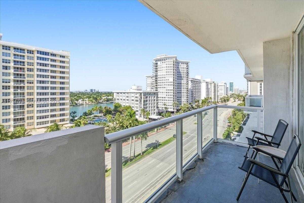 Small Image of 5601 COLLINS AVE #915, Miami Beach Number 18
