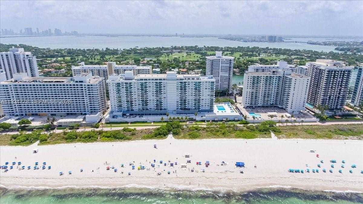 Small Image of 5601 COLLINS AVE #915, Miami Beach Number 25
