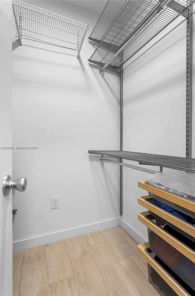 Small Image of 11 ISLAND AVE #PH5, Miami Beach Number 10