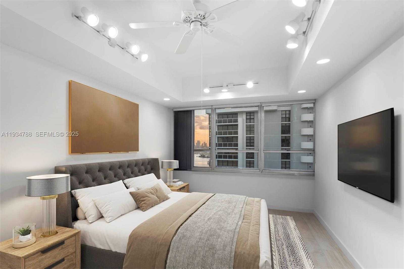 Small Image of 11 ISLAND AVE #PH5, Miami Beach Number 14