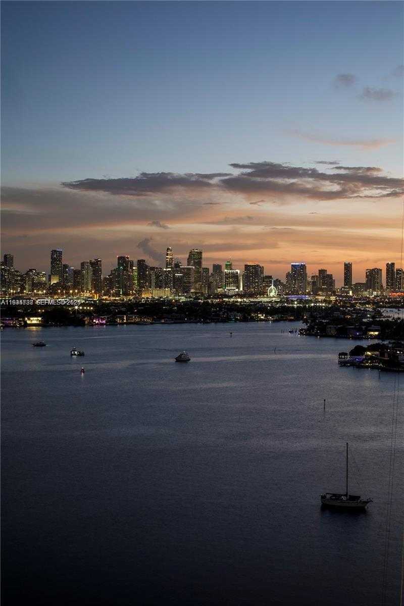 Small Image of 11 ISLAND AVE #PH5, Miami Beach Number 24