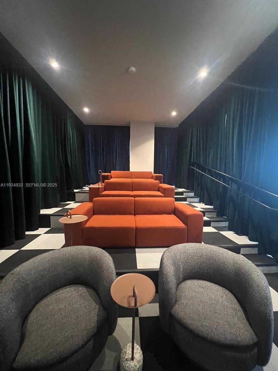 Small Image of 11 NORTH EAST 6 ST #2709, Miami Number 6