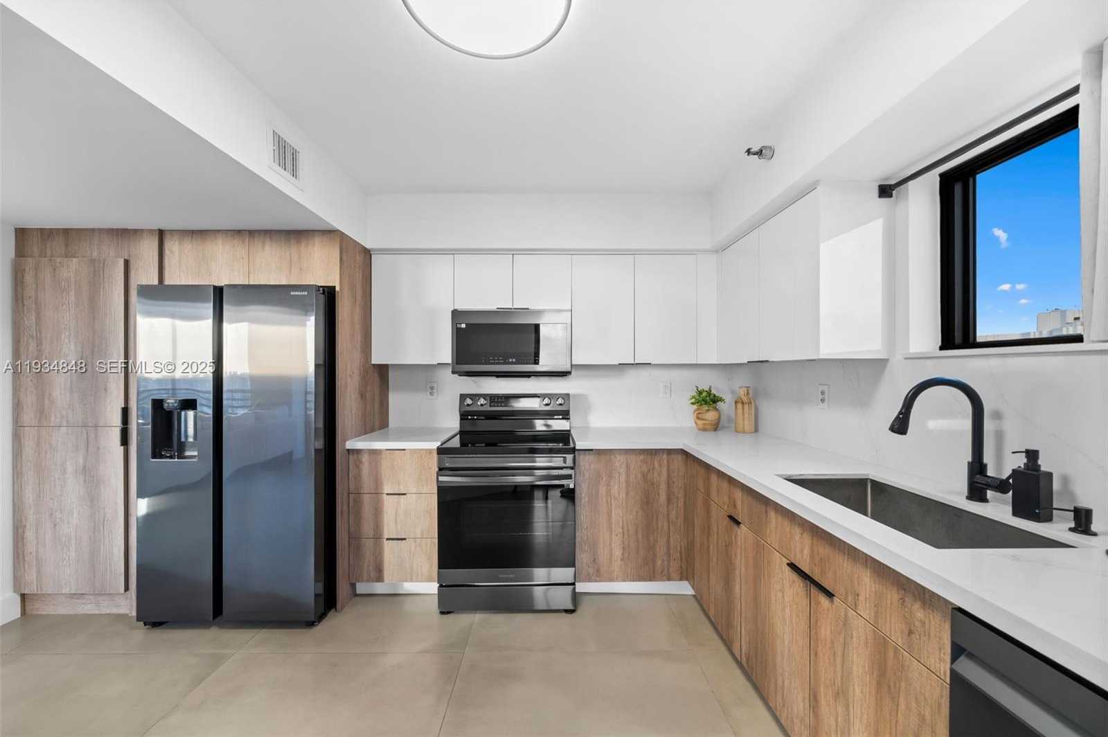 Small Image of 3300 NORTH EAST 191ST ST #1813, Aventura Number 15