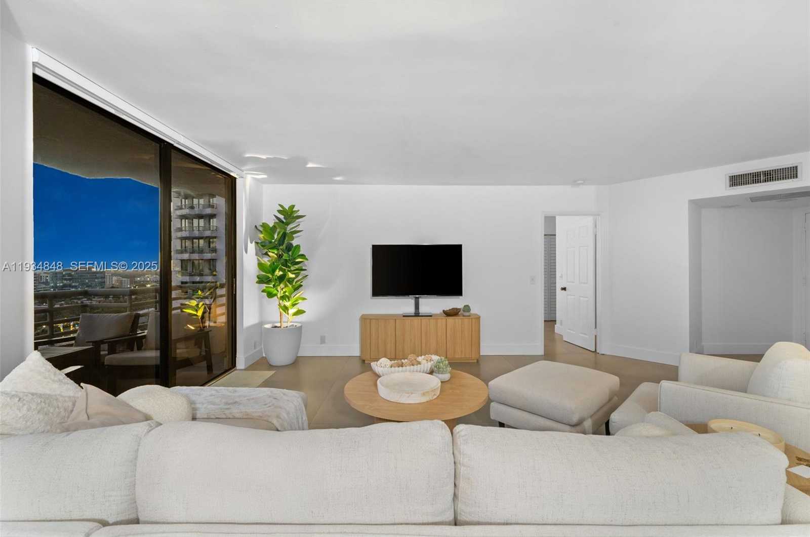 Small Image of 3300 NORTH EAST 191ST ST #1813, Aventura Number 38