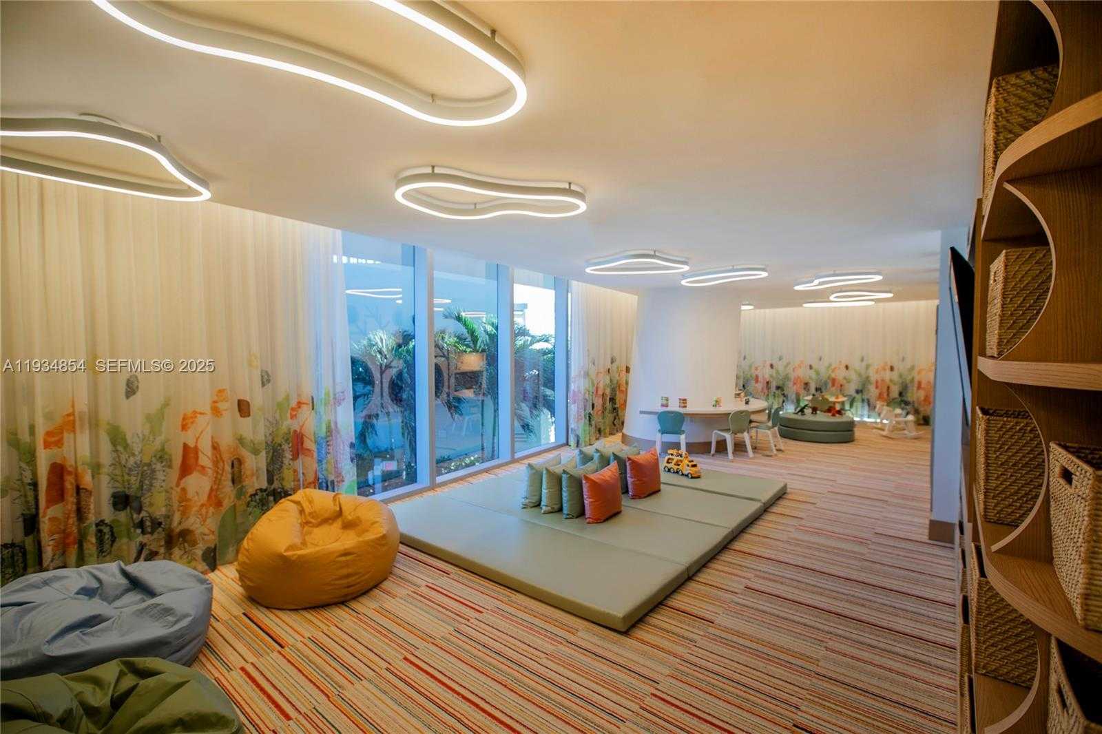 Small Image of 18501 COLLINS AVE #4003/4004, Sunny Isles Beach Number 13