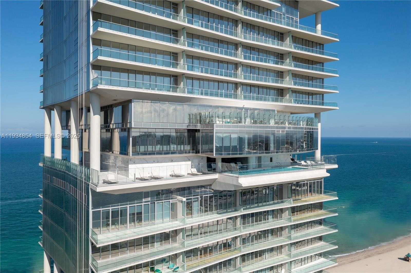 Small Image of 18501 COLLINS AVE #4003/4004, Sunny Isles Beach Number 27