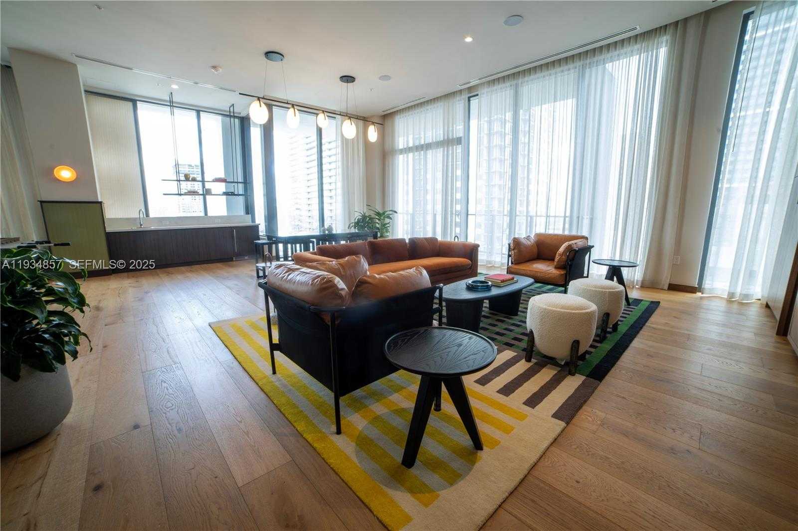 Small Image of 11 NORTH EAST 6TH #2013, Miami Number 22