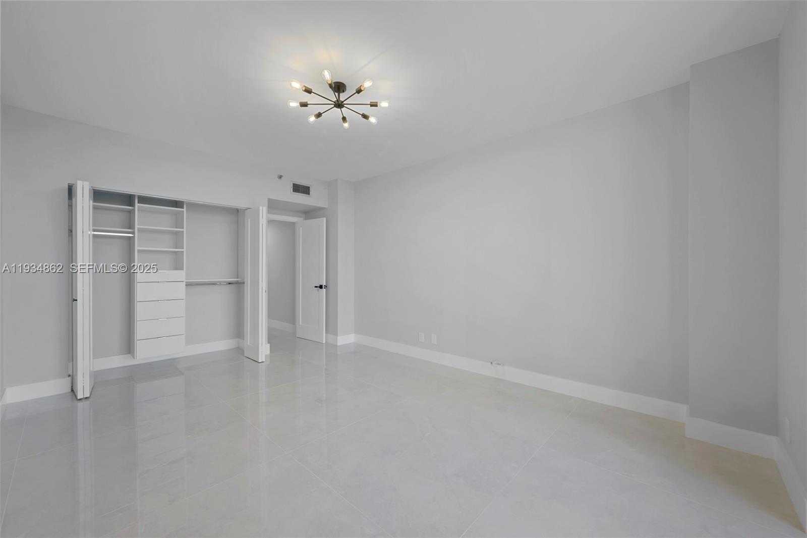 Small Image of 20281 EAST COUNTRY CLUB DR #501, Aventura Number 15