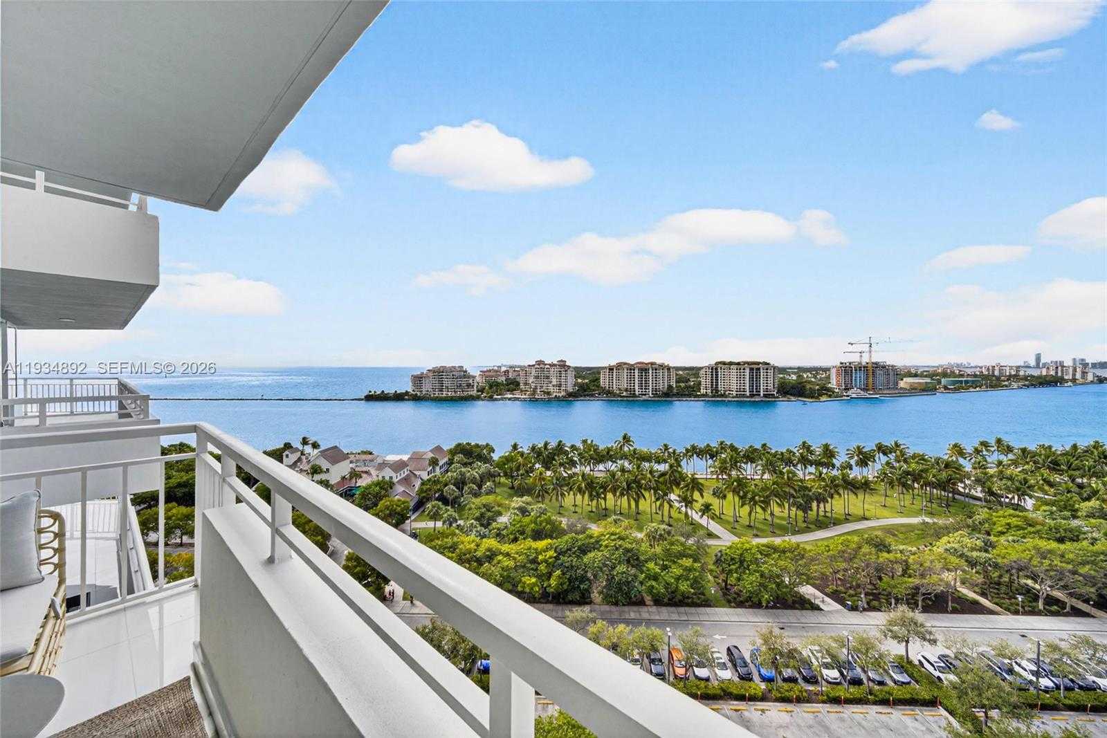 Small Image of 400 SOUTH POINTE DR #1501, Miami Beach Number 11