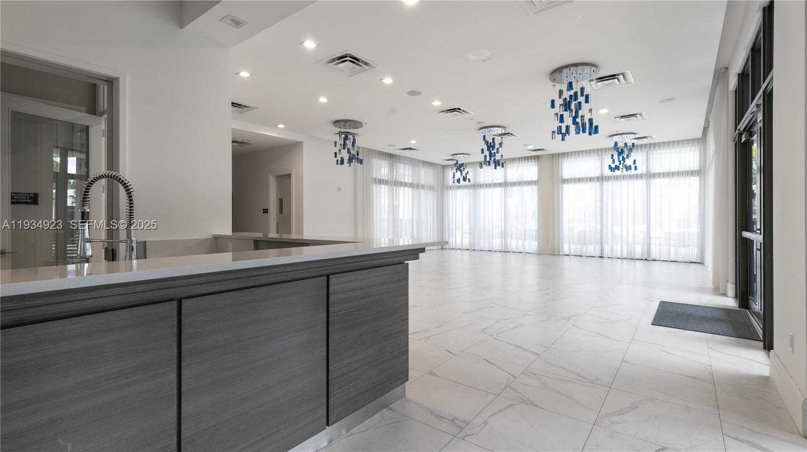 Small Image of 8206 NORTH WEST 43RD ST, Doral Number 21