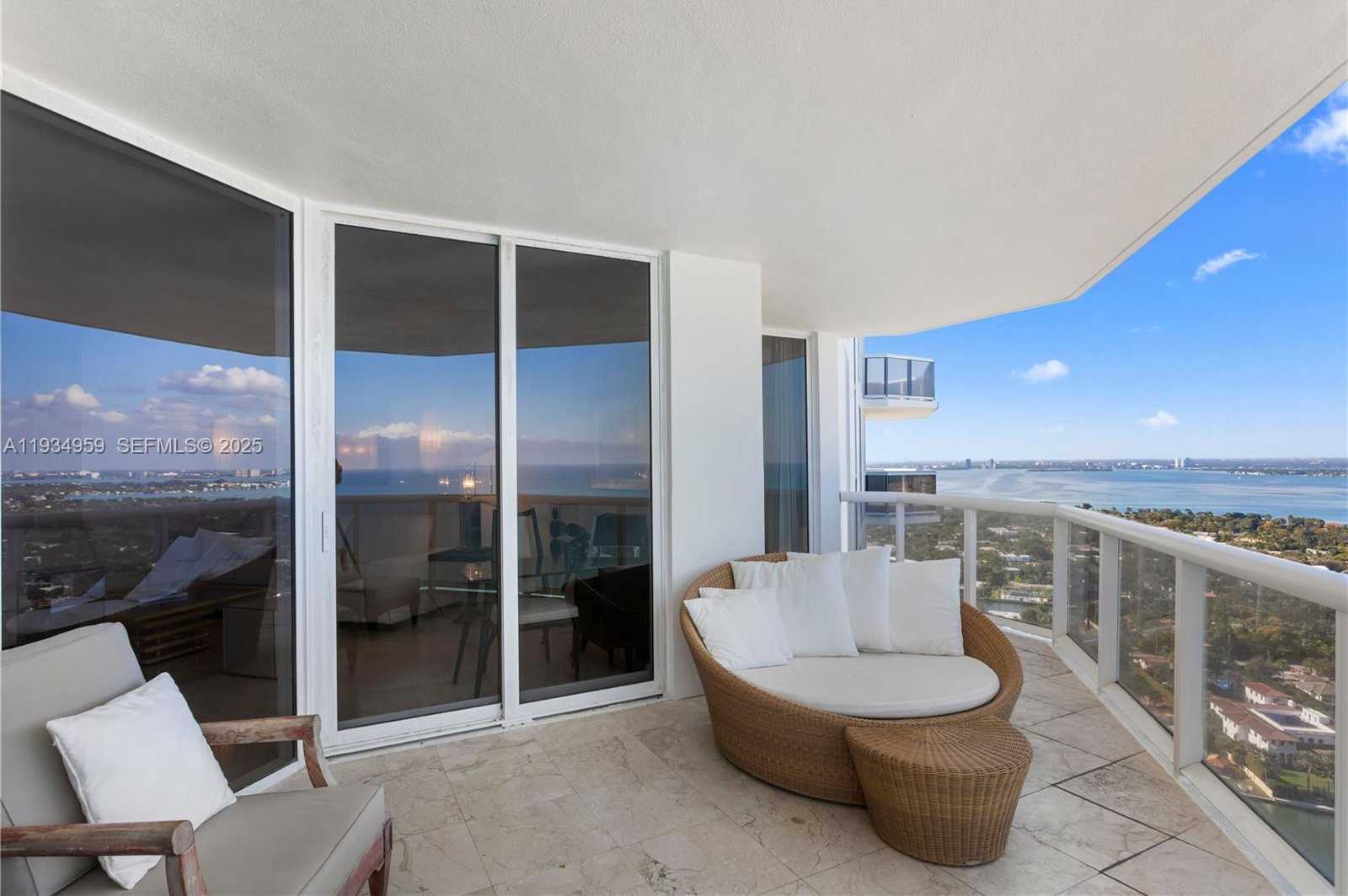 Small Image of 4779 COLLINS AVE #3508, Miami Beach Number 17