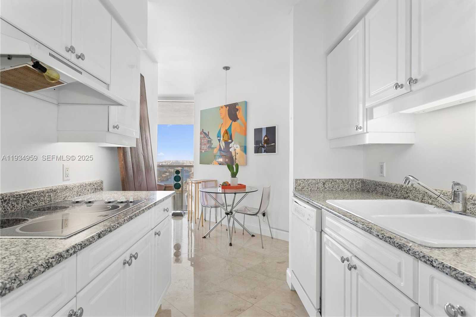 Small Image of 4779 COLLINS AVE #3508, Miami Beach Number 6