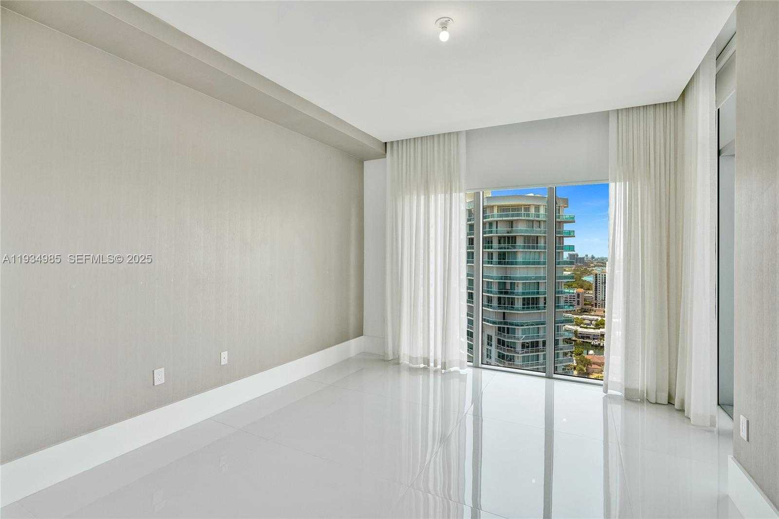 Small Image of 300 SUNNY ISLES BLVD #4-TS-04, Sunny Isles Beach Number 30